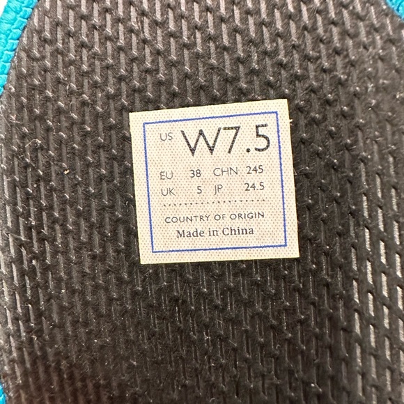 Rothy's Blue Metallic Lattice Stitch Chelsea Sneakers High Tops Shoe Size 7.5 - Picture 12 of 12